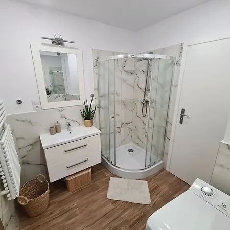 Apartment Modern *